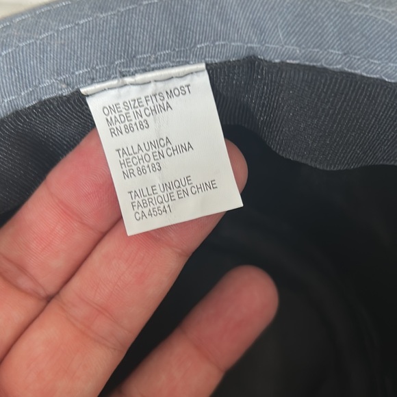 Hat - Picture 4 of 4